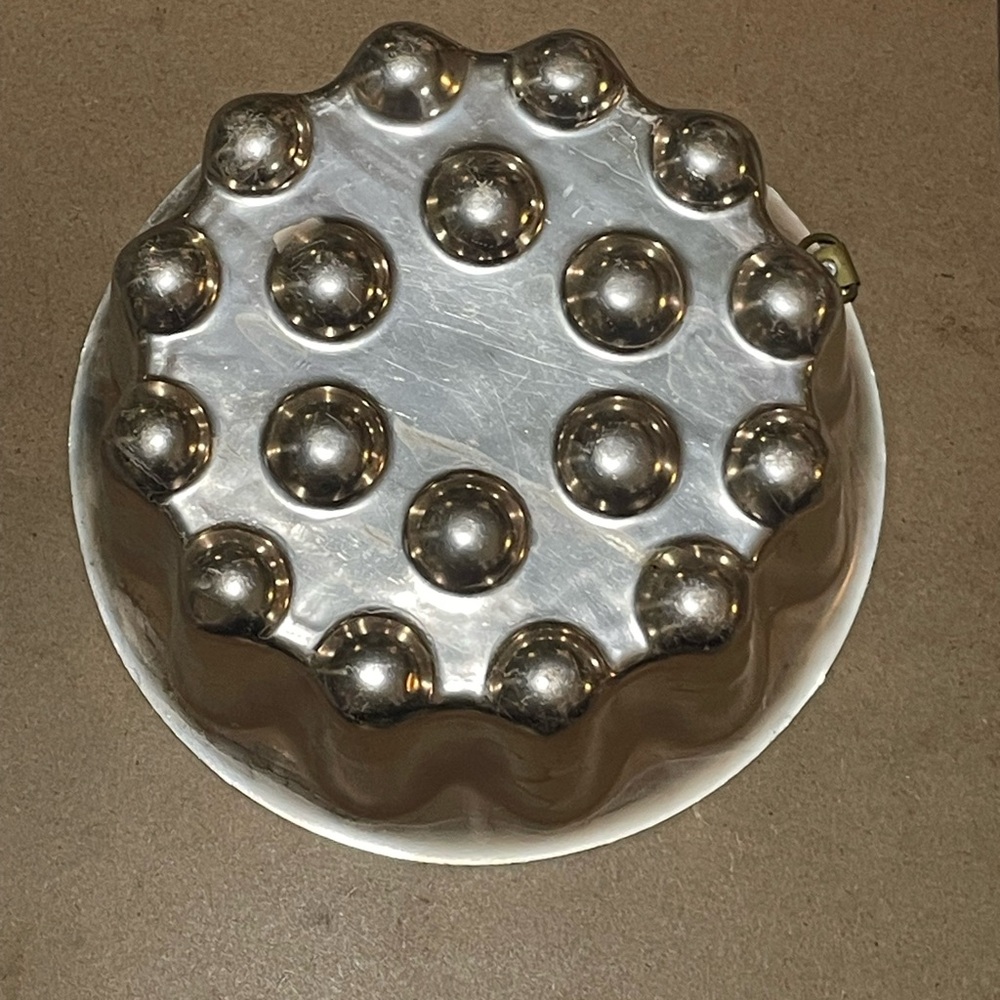 Vintage Copper Bubble Bunt Cake Pan